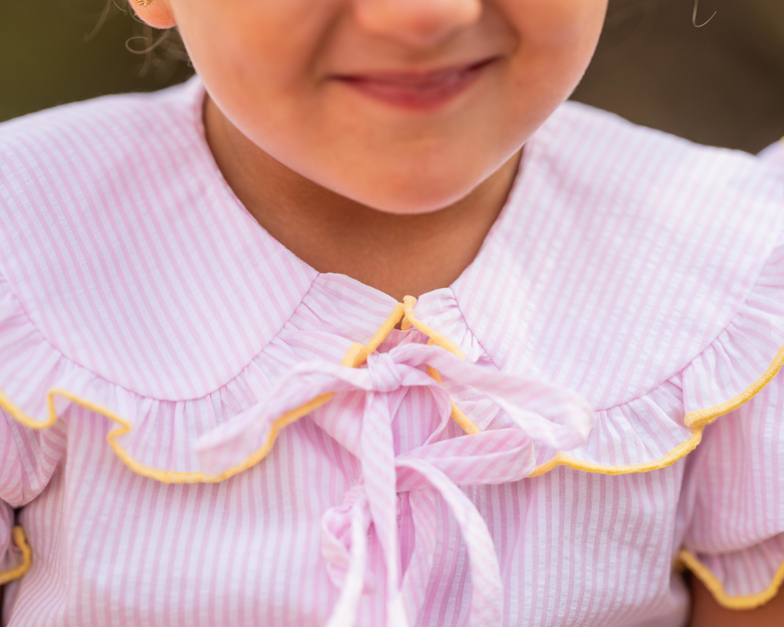 detallecamisarosa